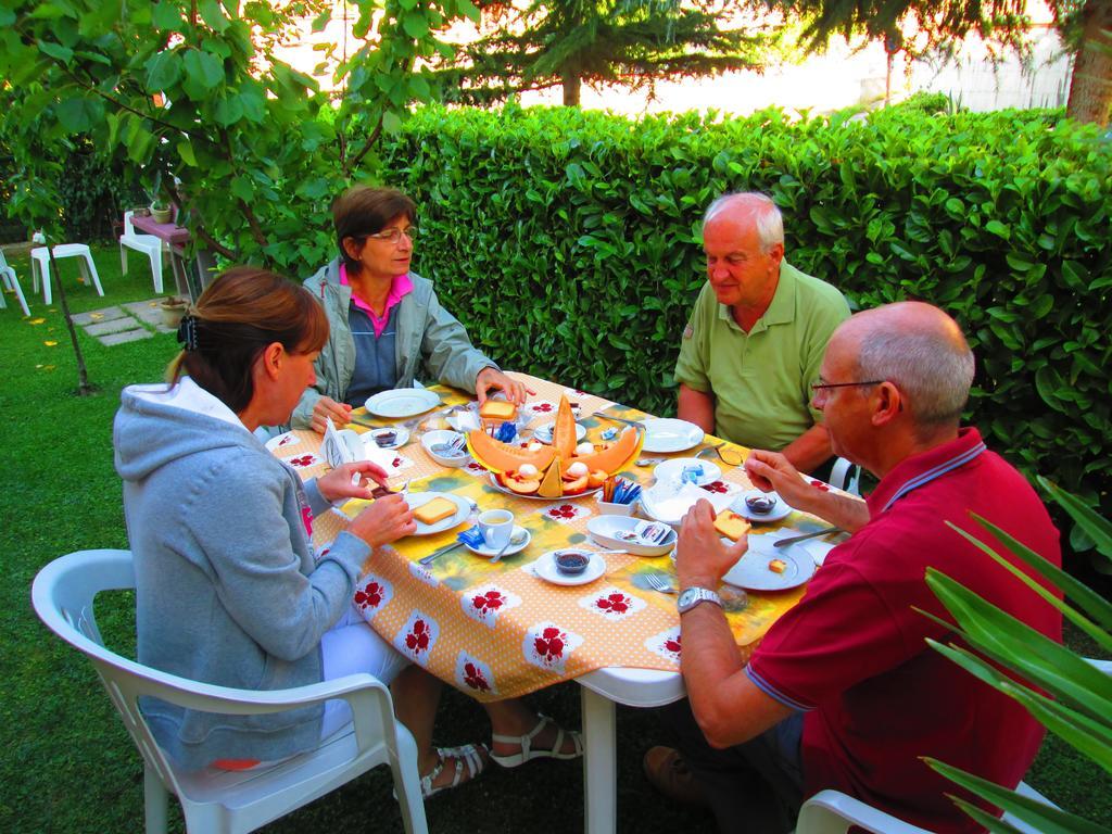 B&B Le Begonie Ascoli Piceno Luaran gambar