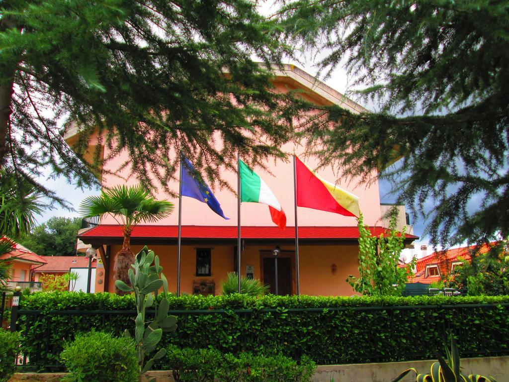 B&B Le Begonie Ascoli Piceno Luaran gambar