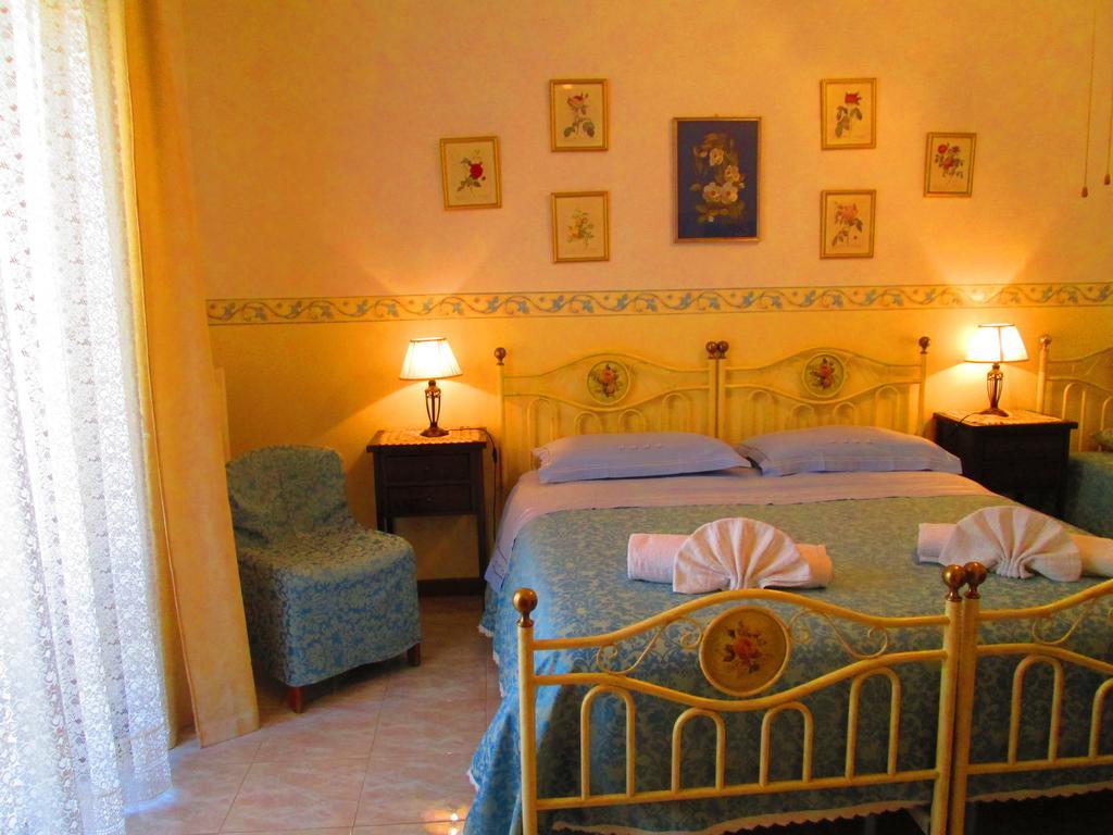 B&B Le Begonie Ascoli Piceno Bilik gambar