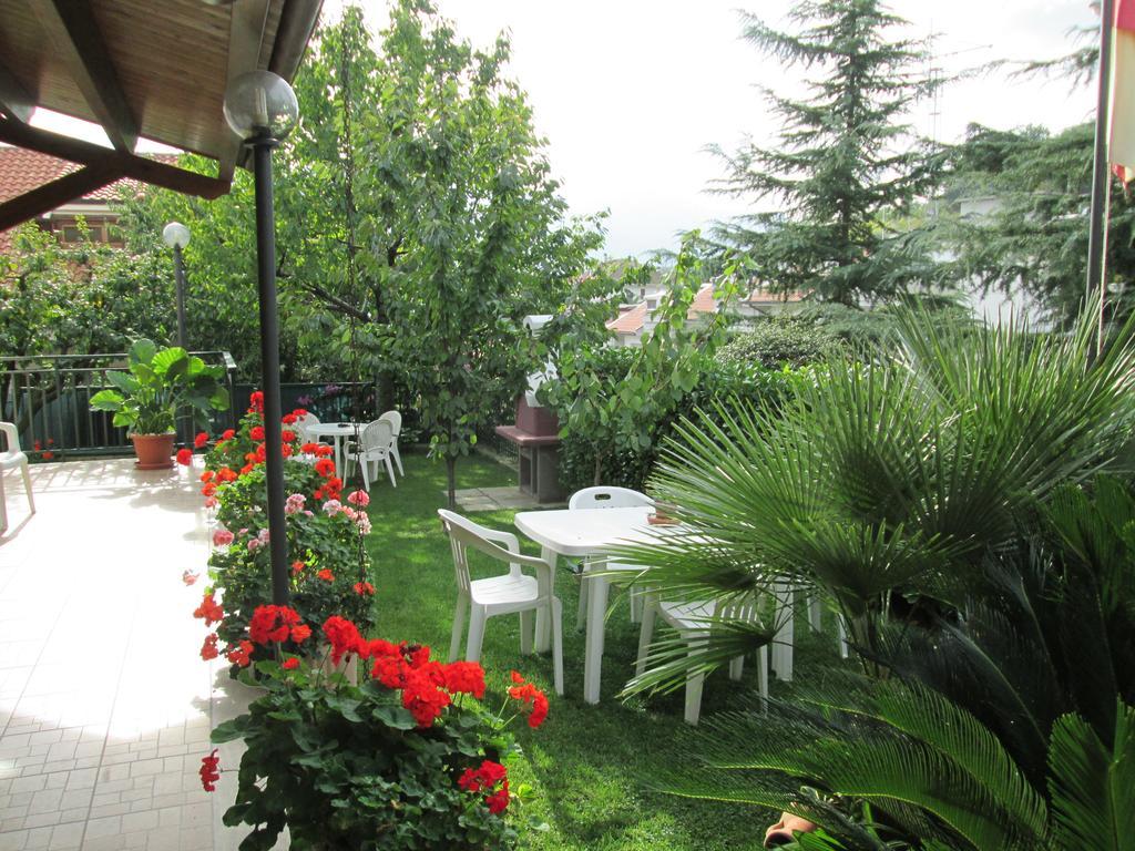 B&B Le Begonie Ascoli Piceno Luaran gambar