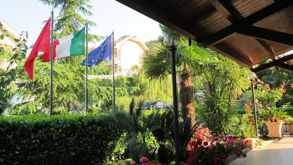 B&B Le Begonie Ascoli Piceno Luaran gambar