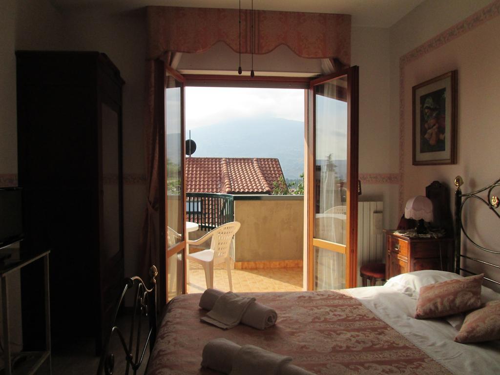 B&B Le Begonie Ascoli Piceno Bilik gambar