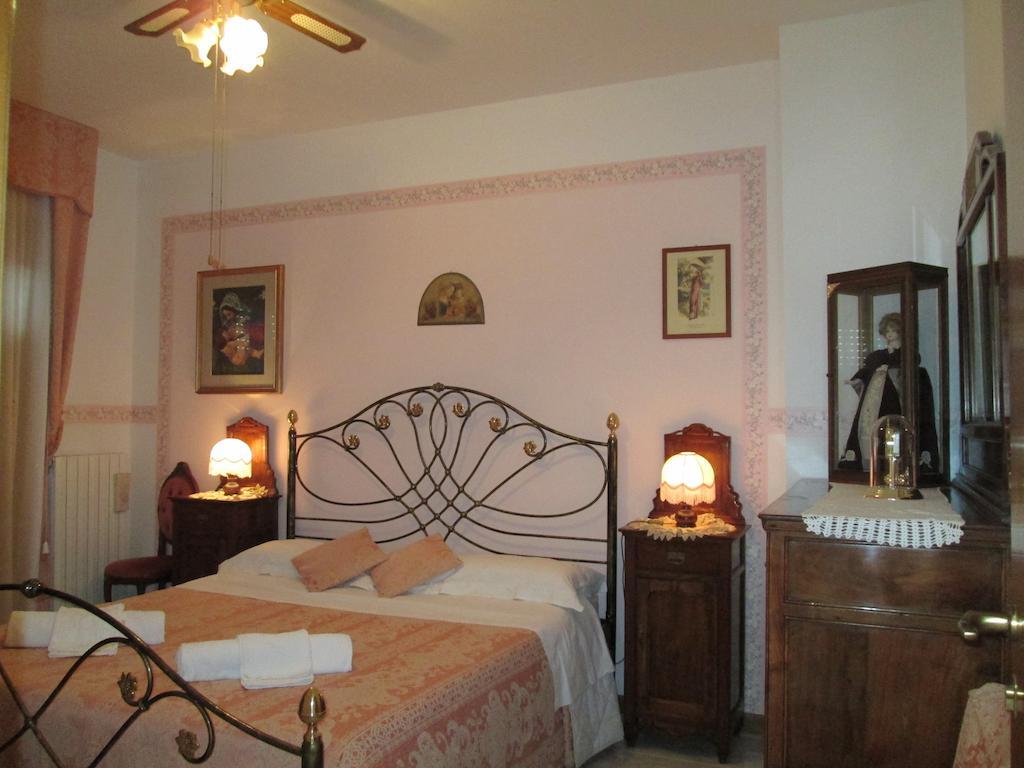 B&B Le Begonie Ascoli Piceno Bilik gambar